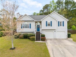 35 Princeton Dr, Dallas, GA 30157