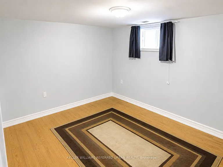98 Foxwell St — Photo 16