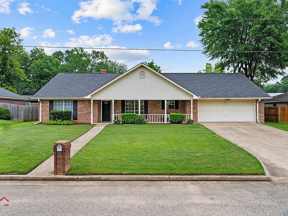 1st image of 305 Monterrey Ln