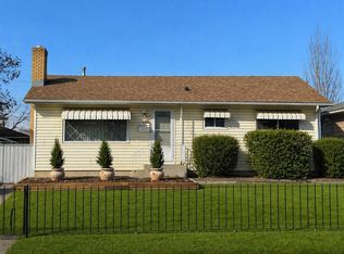 7427 E 25th St SE, Calgary, AB T2C1A3