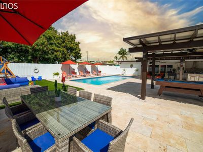 660 S Biscayne River Dr, Miami, FL, 33169