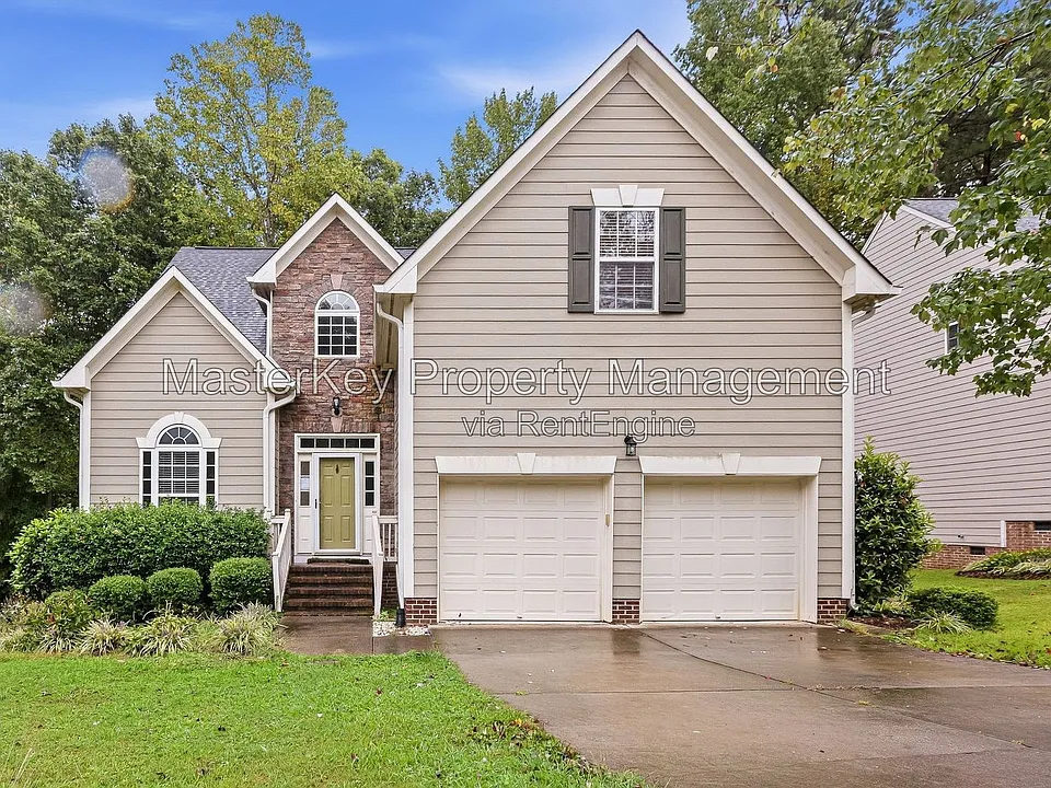 225 Carolina Town Ln