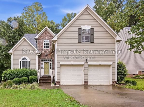 225 Carolina Town Ln