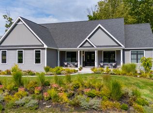 37 Jasper St, Scarborough, ME 04074