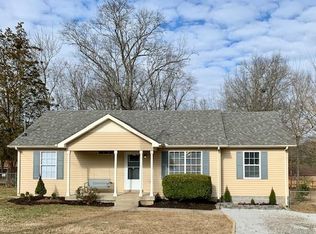 320 Crockett Ct, La Vergne, TN 37086