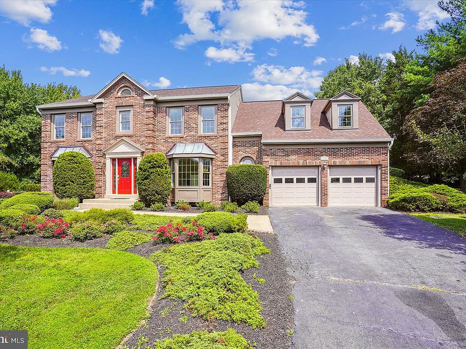 1300 Kelly Ct, Herndon, VA 20170 Zillow