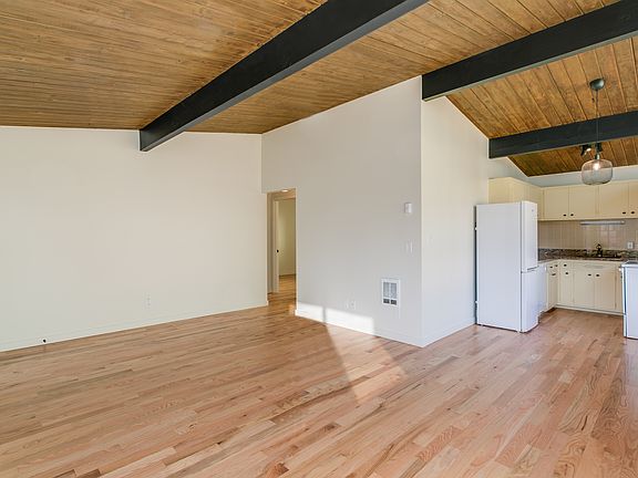 4th image of 5107 42nd Ave S #1