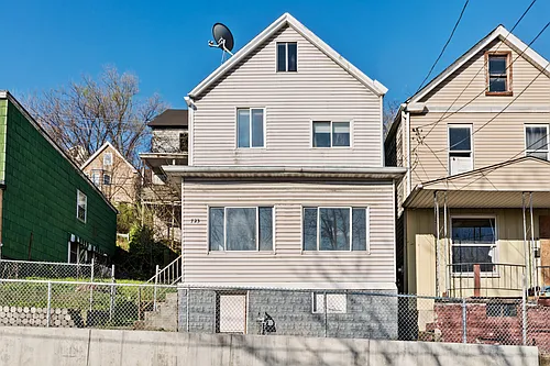 723 Fruit Way Photo 1