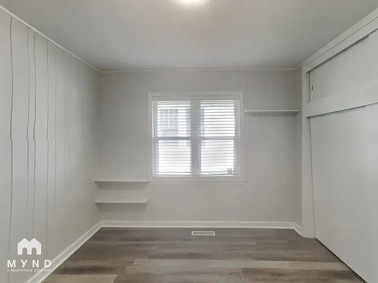 510 9th Ave — Photo 11
