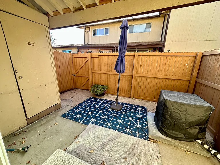 952 Coronado Pkwy S #C — Photo 11