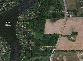 3506 Chapel Hill Rd, Johnsburg, IL 60051