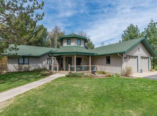 27874 Oddens Rd, Staples, MN 56479