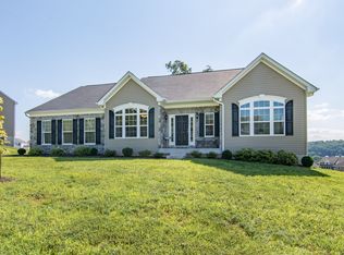 639 Misty Hill Dr, Delta, PA 17314