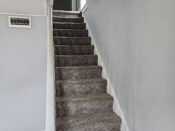 5th image of 517 S Lafontaine St