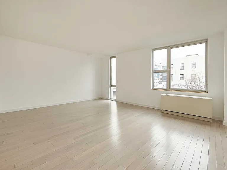 250 Bedford Ave #129210 — Photo 1