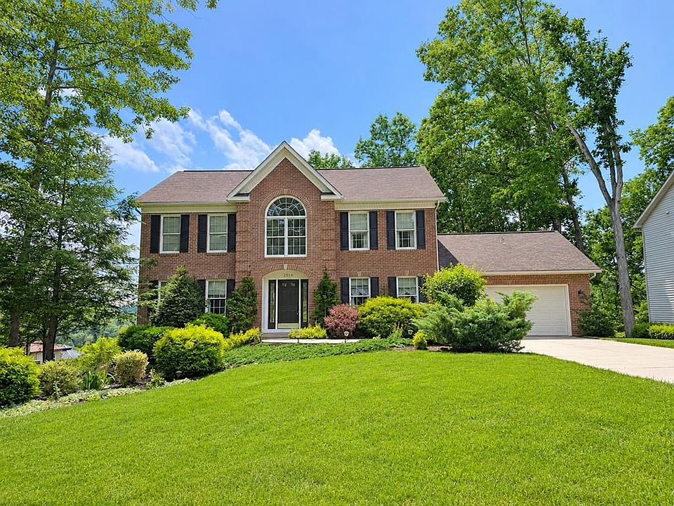 1st image of 2516 Arbor Bluff Dr
