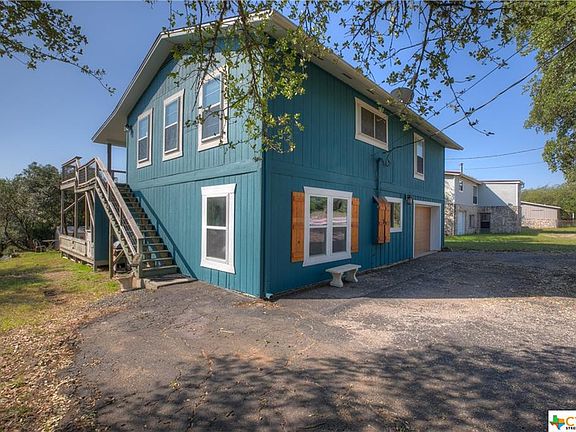 2nd image of 1180 Canyon Bnd