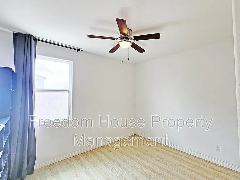 3821 E Weld Ave — Photo 28