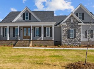 9025 Fox Run Dr, Bailey, NC 27807