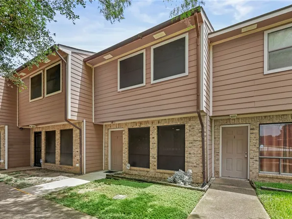 2807 Wildflower Dr APT 2, Bryan, TX 77802
