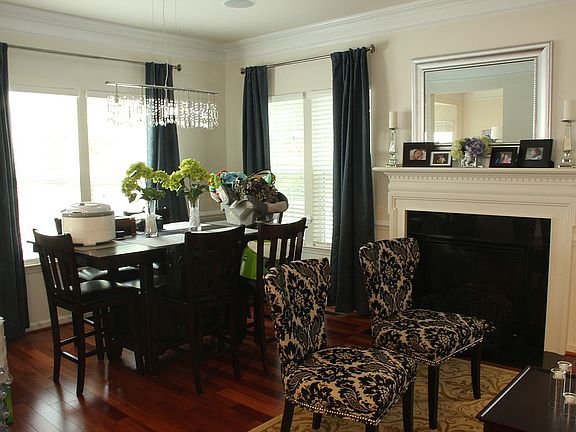 Dining Room / Sunroom Area