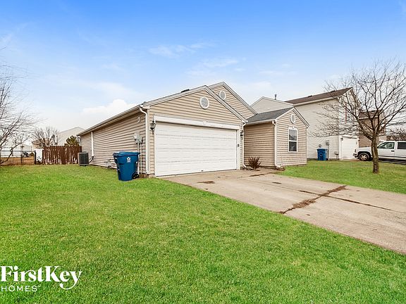3rd image of 7924 States Bend Ln