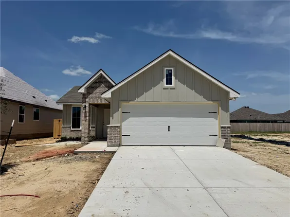 2512 Maskavich Ct, Bryan, TX 77807