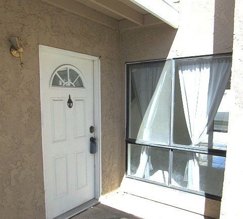 3rd image of 44583 La Paz Rd