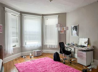 1066 Commonwealth Ave #22D, Boston, MA 02215