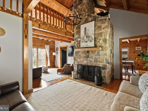 65 Alta Vista Dr, Harpers Ferry, WV 25425