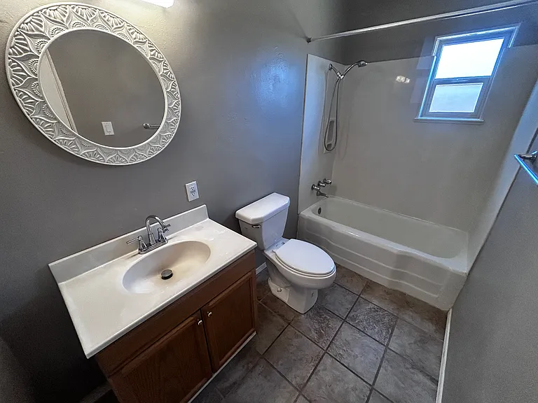 1839 Palomas Dr NE — Photo 17