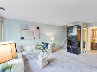 113 River Rd APT A2, Nutley, NJ 07110