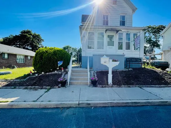 808 N Oswego St, Allentown, PA 18109