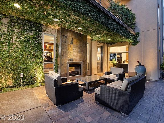 3rd image of 1516 Canyon Ledge Ct