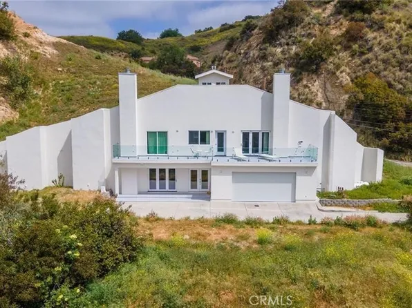 2411 N Topanga Canyon Blvd, Topanga, CA 90290
