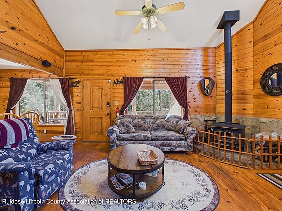 5th image of 109 Hobart Dr
