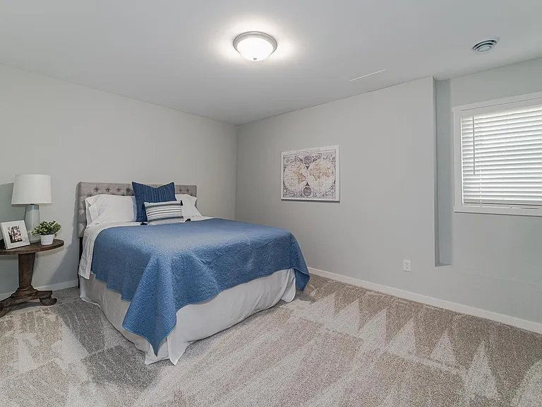 5145 Ranchview Ln N — Photo 30