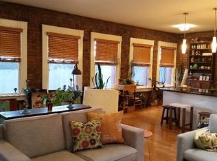 222 Alaskan Way S APT 1, Seattle, WA 98104