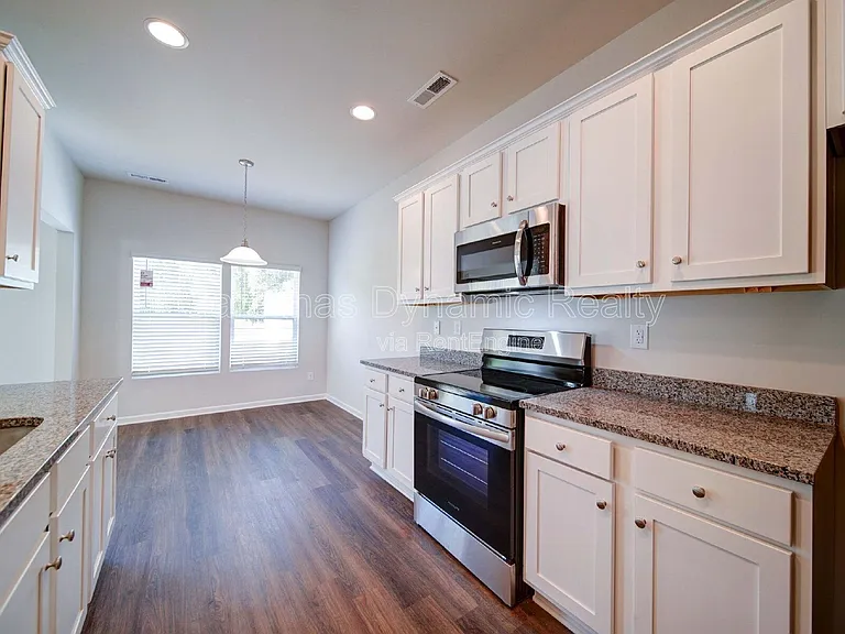 914 S Battleground Ave #4 — Photo 23