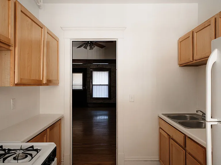 Loring Park Apartments — Photo 10