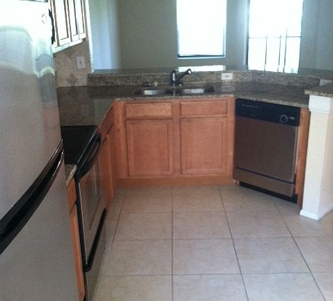 3rd image of 7746 Sugar Bend Dr #7746