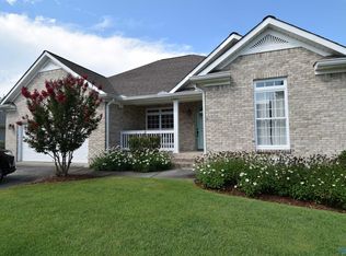 1181 River Ridge Dr, Guntersville, AL 35976