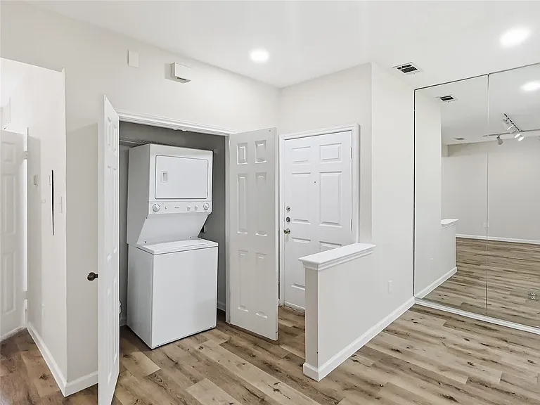7126 Holly Hill Dr #210 — Photo 13