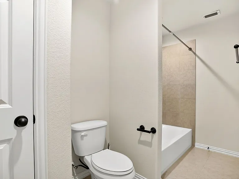 2346 Arezzo Ln — Photo 23