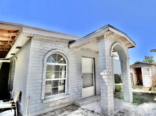 182 Midnight Sun Dr, Socorro, TX 79927