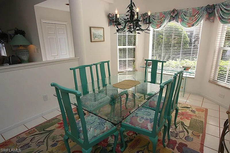 2 bed, 2.0 bath, 1825 sqft, $8,000 — Photo 4
