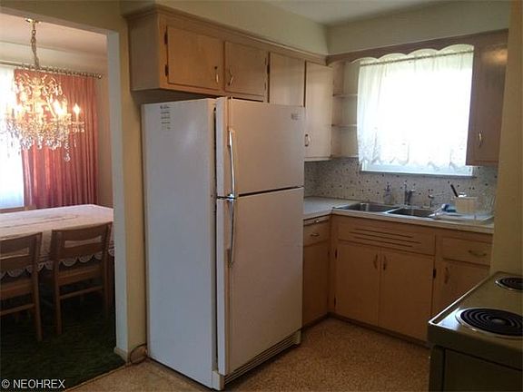 4th image of 3010 Norris Ave