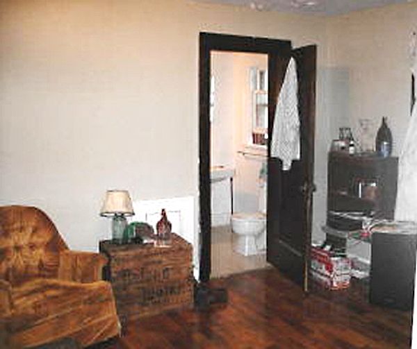 2nd image of 104 S Grove St APT 4