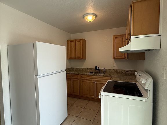 5th image of 8210 Orange Ave APT 2