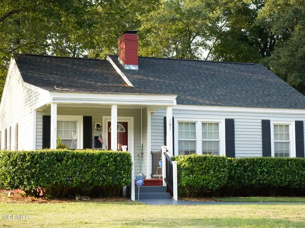 101 Stratford Road, Jacksonville, NC 28540